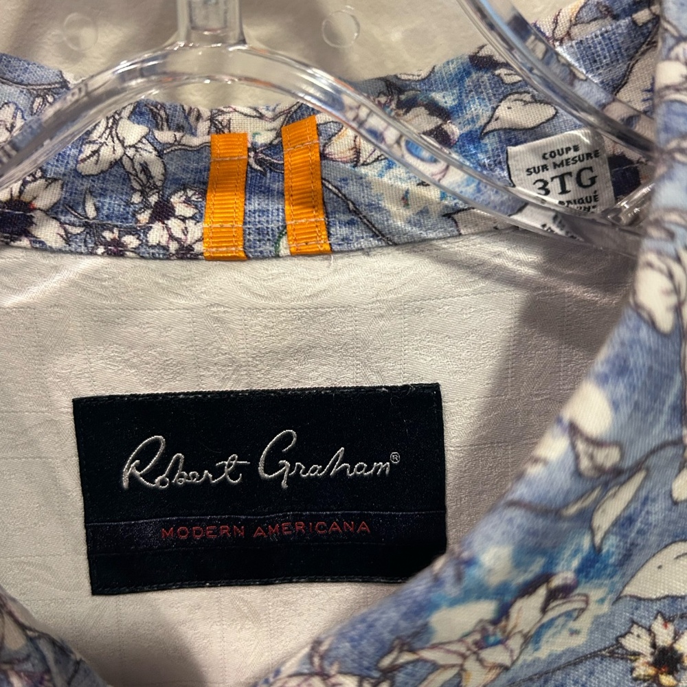 Robert Graham - Picture 2 of 4